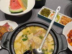 -荷塘秋月·本帮江浙菜(国权路店)