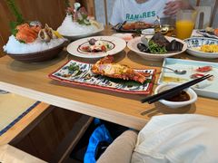 -花和海鲜自助(梅江店)