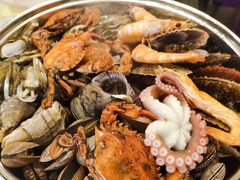-鑫渔港海鲜本地菜·山海关浑锅(东戴河店)