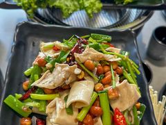 -啊美丽炭火烤肉(滑翔一店)