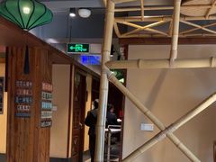 -湘西小馆(滨河路店)