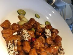 核桃宫保鸡丁-雀蓝川菜(奥体广场店)