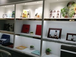 -亲吻宝贝儿童摄影