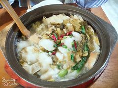 -周鱼小馆石锅酸菜鱼(活力汇店)