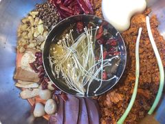 -谭鸭血老火锅(漳州路店)