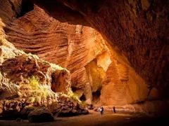 -天山神秘大峡谷