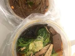 -万记麻辣烫国展总店