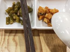 -双燕楼·手工馄饨·汤面小吃(世纪汇店)