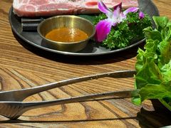 -明洞阿姨·韩式酱蟹烤肉·创意料理(三元桥店)