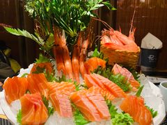 三文鱼刺身-虹料理·日料放题(悠方店)