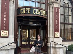 -中央咖啡馆