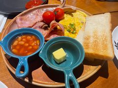 -JINNS锦时 steak&pizza(浸信会礼拜堂旧址店)