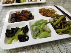 午餐自助-六和孝顺素食餐厅(西湖道店)