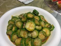 山韭菜花炒丝瓜-锦绣金山人家(友谊店)
