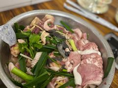 -周良天山牛杂城(天山路总店)