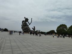 -巴陵广场