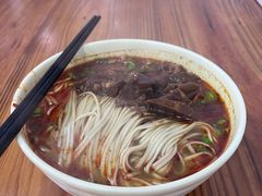 红焖牛肉面-春和面馆(常德路店)
