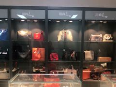 -用真奢侈品名表名包回收中心(朝阳万达店)