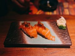 三文鱼皮蛋寿司-京鹿料理(荟聚店)