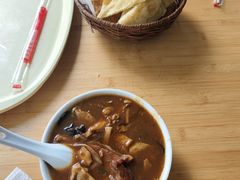 -穆彦华逍遥镇胡辣汤(岗坡路店)