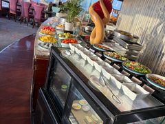 -怡豪大饭店·49楼旋转自助餐厅