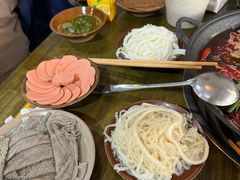 -黄潇洒老火锅(九眼桥宏济巷店)