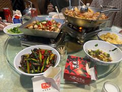 -昱龙大盆牛蛙馆(三兴街总店)