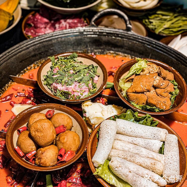重庆｜最难找的居民楼下地道老火锅‼️巨好吃
