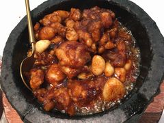 招牌石锅杭椒牛蛙-桂满陇·手作小笼包&江南叫花鸡(中山公园店)