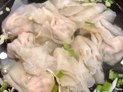 手工鲜肉馄饨-巧燕坊一笼一蒸(庆春广场地铁站店)