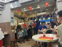 大堂-太婆抱罗粉…海南特色小吃(一市场店)