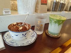 -Café Monson