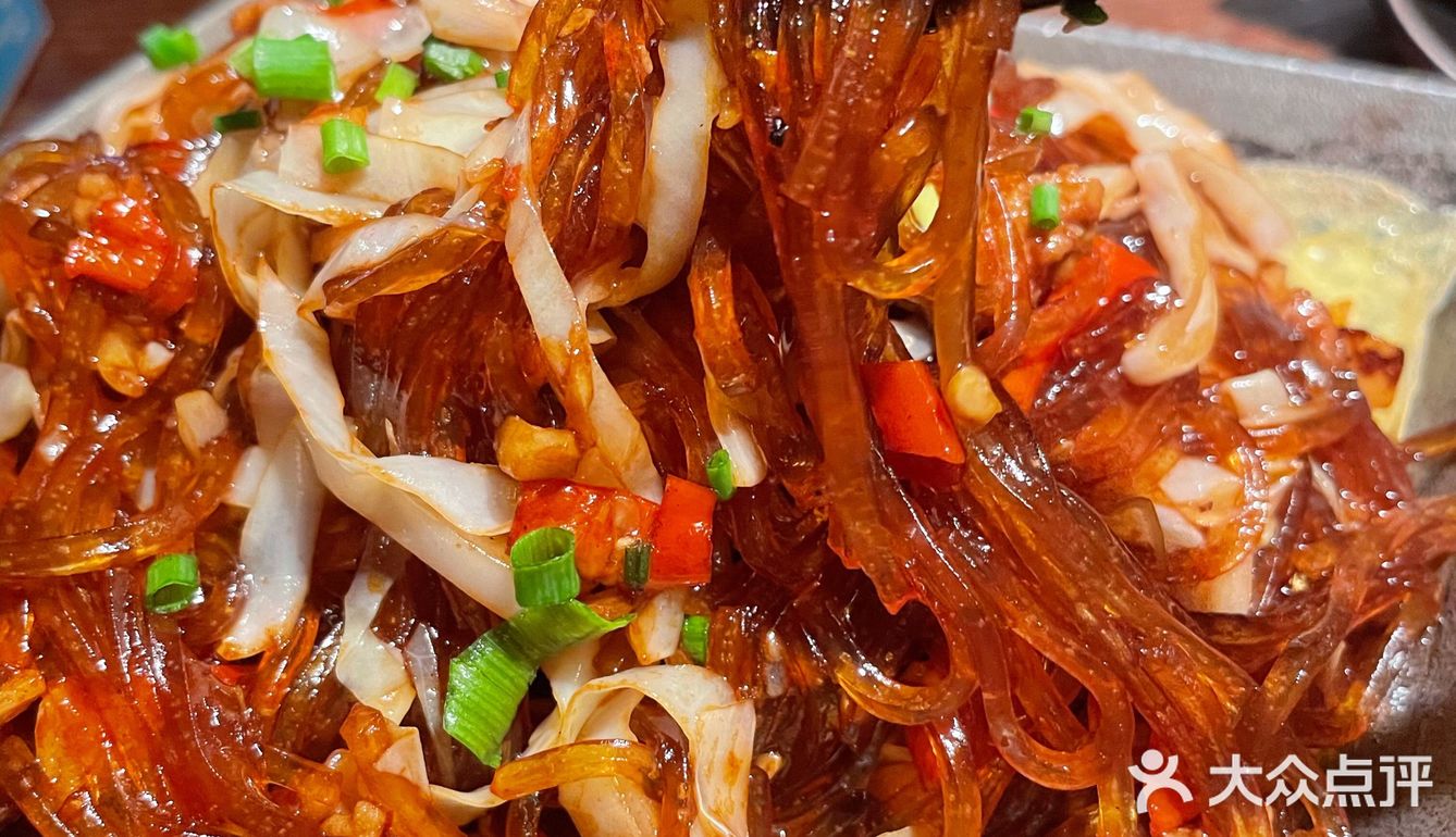 深圳最文艺的湘菜馆！和王家卫一起吃臭豆腐[吐]