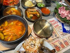 -草家酱蟹炭火烤肉店(珲春南路一店)