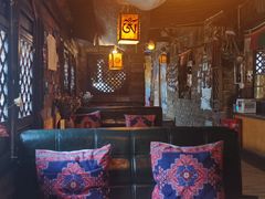 -藏地尼西黑陶餐馆.藏餐.酒馆
