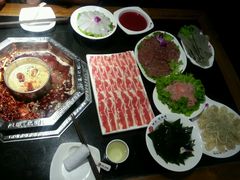 -陆派巴倒烫火锅(城东店)