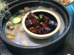 石烹红烧肉-茶叁酒肆·楚味江湖(菱角湖店)