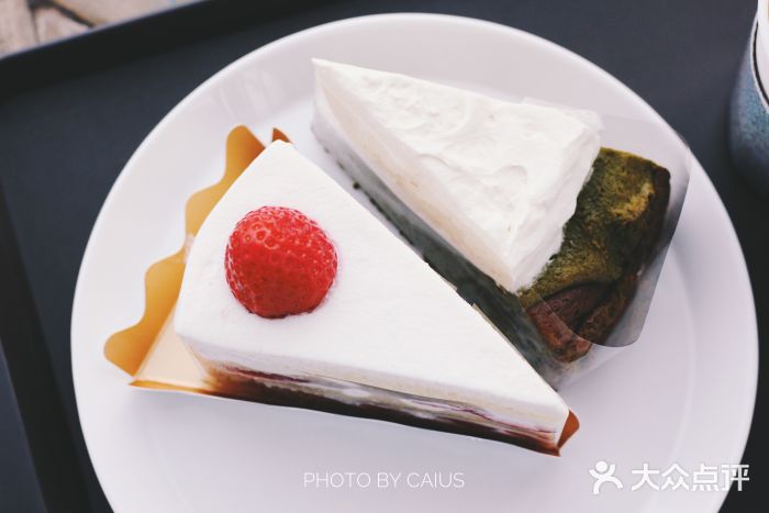 Cafe Aewol Monsant草莓蛋糕图片