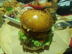 墨西哥牛肉汉堡-遇见西木美式餐厅(体育路店)