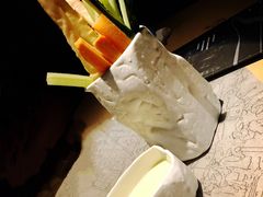 笔筒色拉-穹六人间 people 6(岳阳路店)
