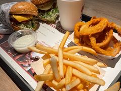 -The Habit Burger Grill 哈比特汉堡(复兴soho店)