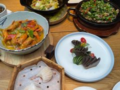 -渝半城经典川粤菜(重庆天地店)