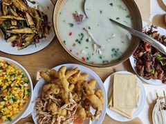 -美顺香食府鱼头老店(雪野湖店)