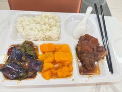-上海第二工业大学西食苑
