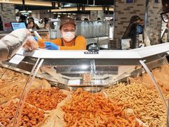 -胖东来生活广场(健康路店)