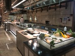 自助取餐区-厦门海沧正元希尔顿逸林酒店開全日餐厅