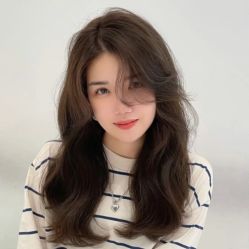 -丝语萱形象