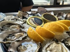 -斯普汇生蚝牛排馆(中骏世界城店)