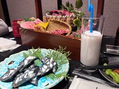 -山川小町·极番烧肉(新地假日广场店)