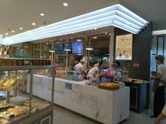 面包甜点陈列柜-BreadTalk面包新语·烘焙蛋糕(广州白云五号店)